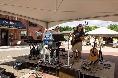 Dekegger 2021 Gabe Bailey and Rocksteady